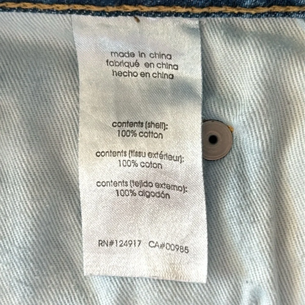 WEWOREWHAT button fly skinny tapered jeans size 26